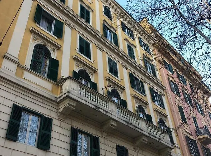 Vatican Sofia House * 로마